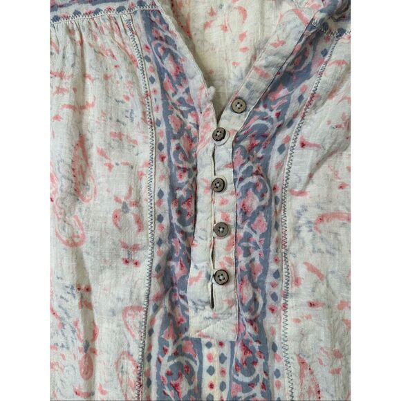 Free People Boho Relaxed Floral Cream Pink & Blue Telly Romper Size Medium - Picture 4 of 11